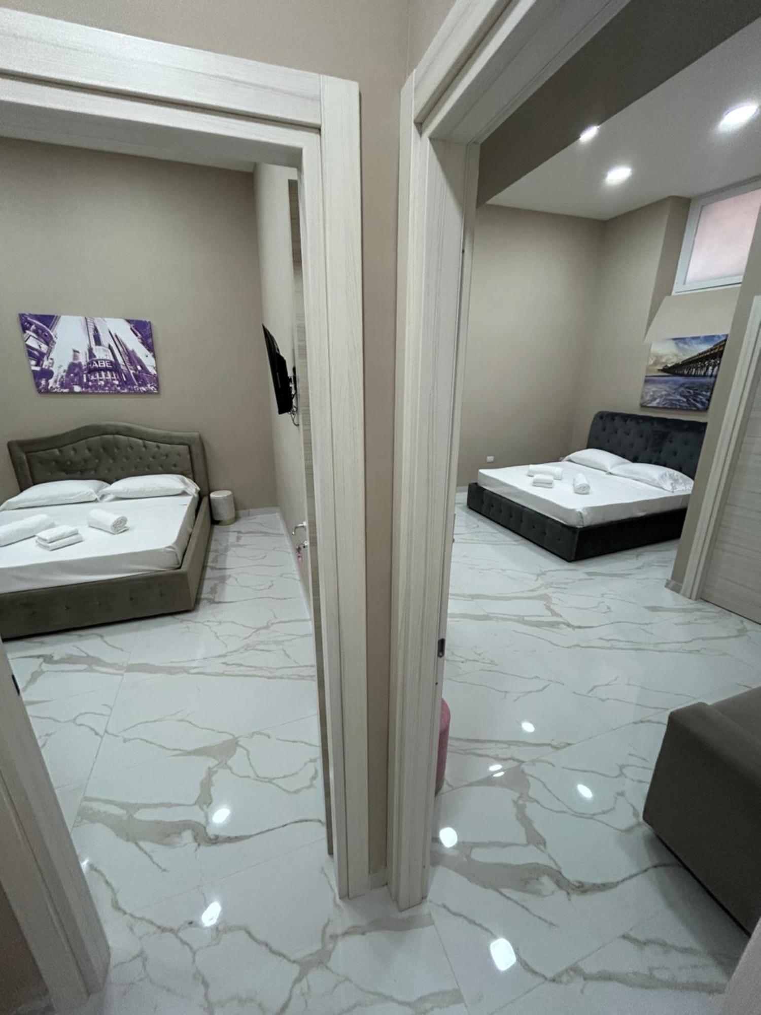 Valentino Caracciolo 105 Apartment Napoli Ngoại thất bức ảnh
