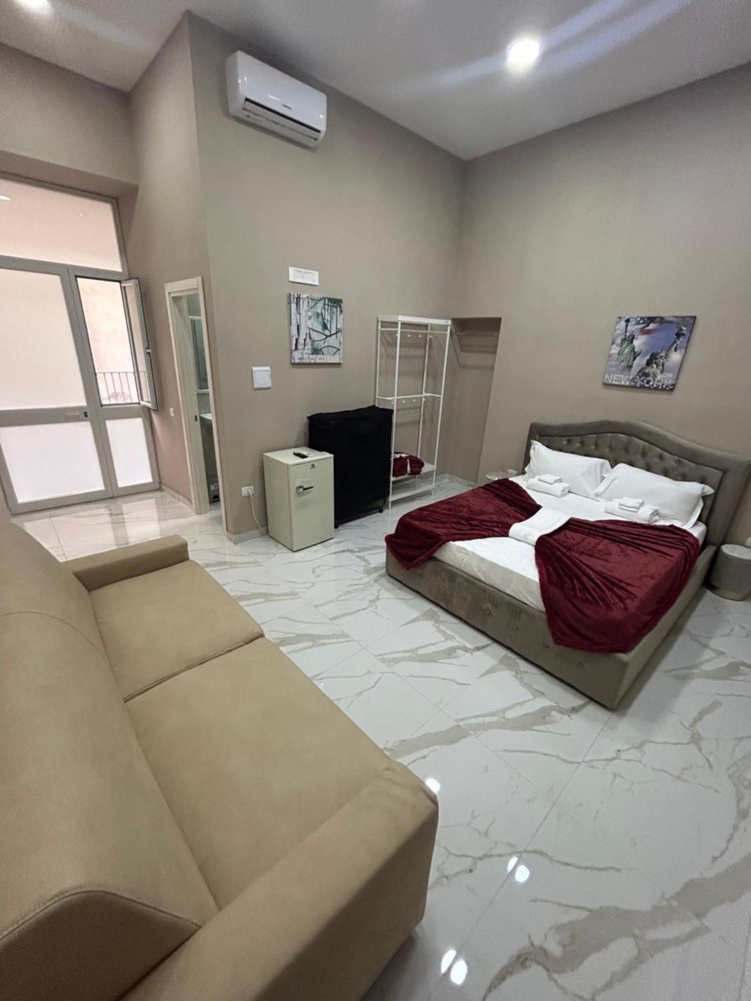 Valentino Caracciolo 105 Apartment Napoli Ngoại thất bức ảnh