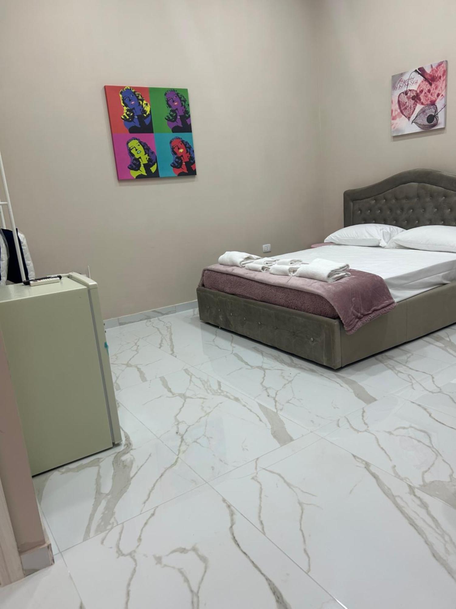 Valentino Caracciolo 105 Apartment Napoli Ngoại thất bức ảnh