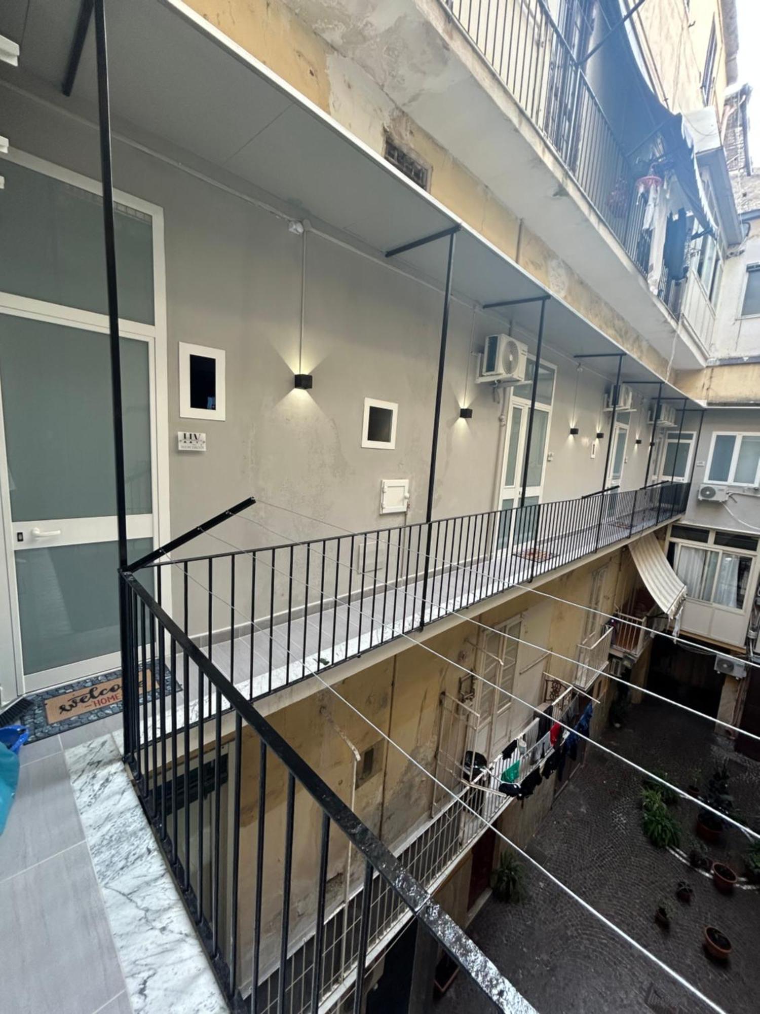Valentino Caracciolo 105 Apartment Napoli Ngoại thất bức ảnh