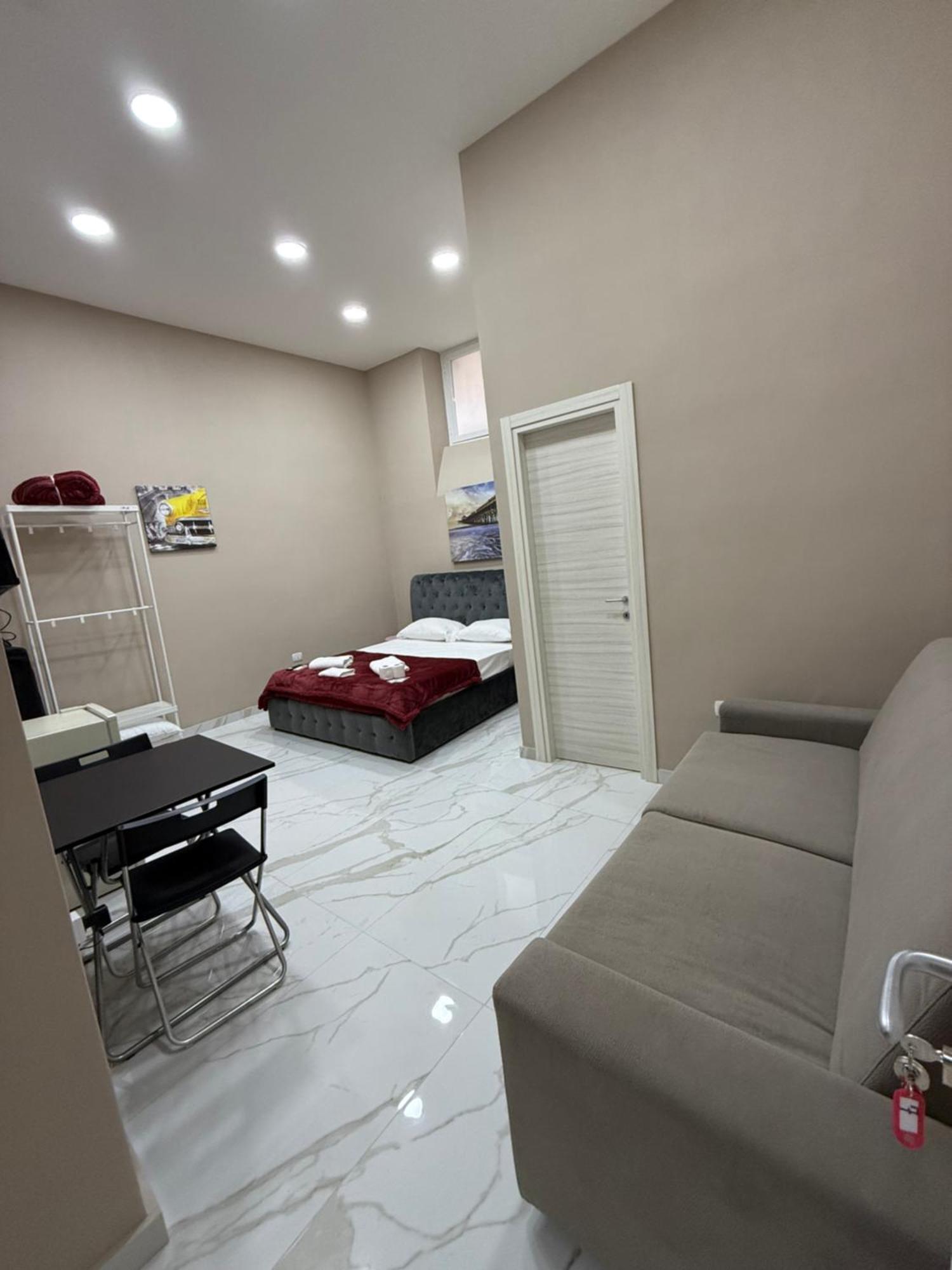 Valentino Caracciolo 105 Apartment Napoli Ngoại thất bức ảnh