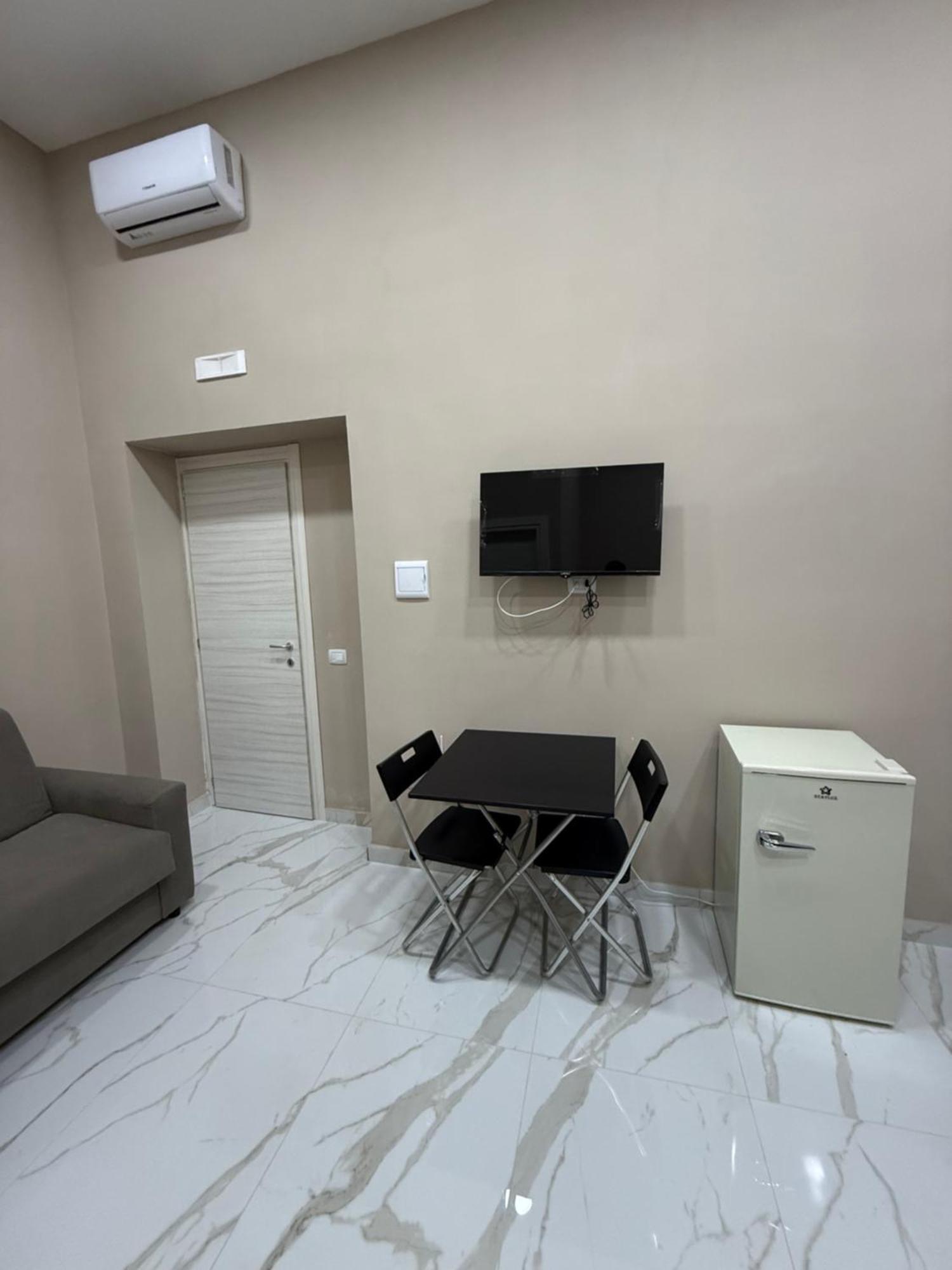 Valentino Caracciolo 105 Apartment Napoli Ngoại thất bức ảnh