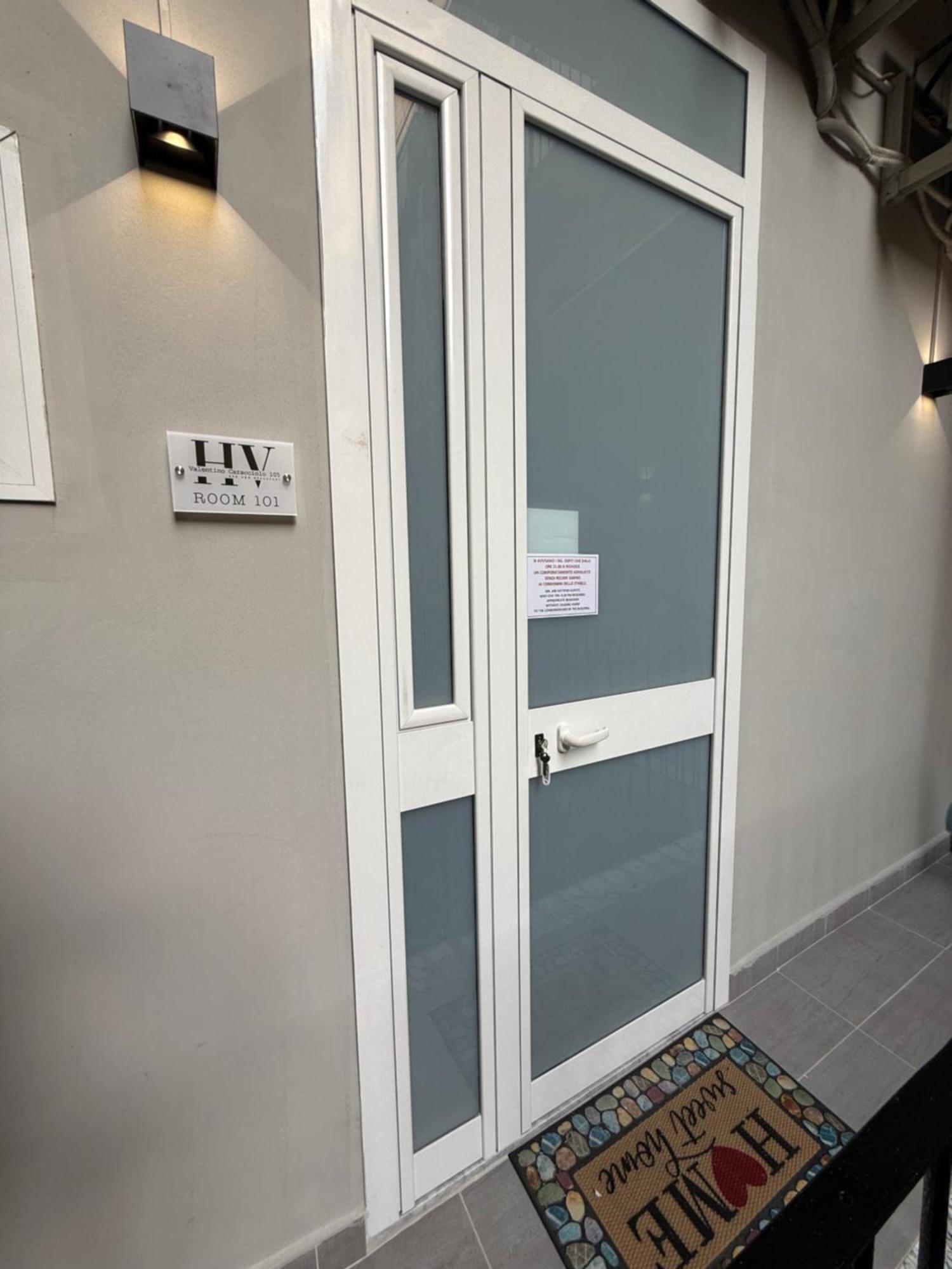 Valentino Caracciolo 105 Apartment Napoli Ngoại thất bức ảnh