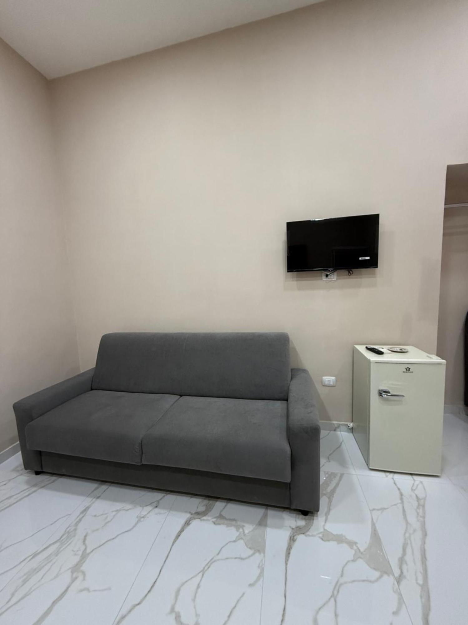Valentino Caracciolo 105 Apartment Napoli Ngoại thất bức ảnh