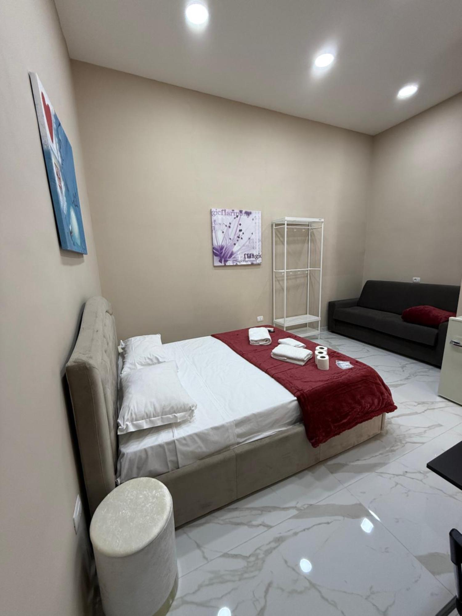 Valentino Caracciolo 105 Apartment Napoli Ngoại thất bức ảnh