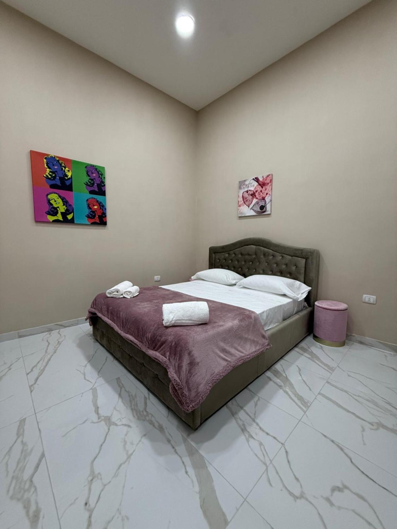 Valentino Caracciolo 105 Apartment Napoli Ngoại thất bức ảnh